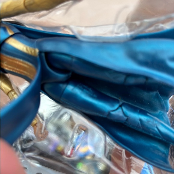 Hasbro Marvel Legends The Eternals Ajak 6" Action Figure - Picture 4 of 6